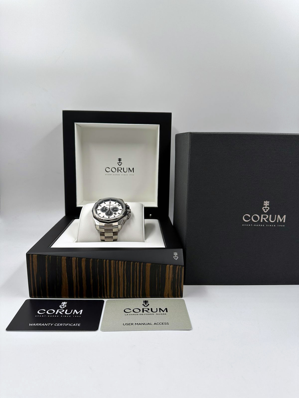 Corum Admiral AC-One Chronograph 45 mm A132/04218