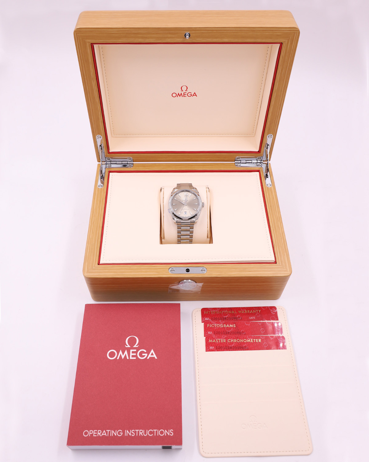 Omega Seamaster Aqua Terra 150M Co-Axial Master Chronometer 38 mm 220.10.38.20.09.001