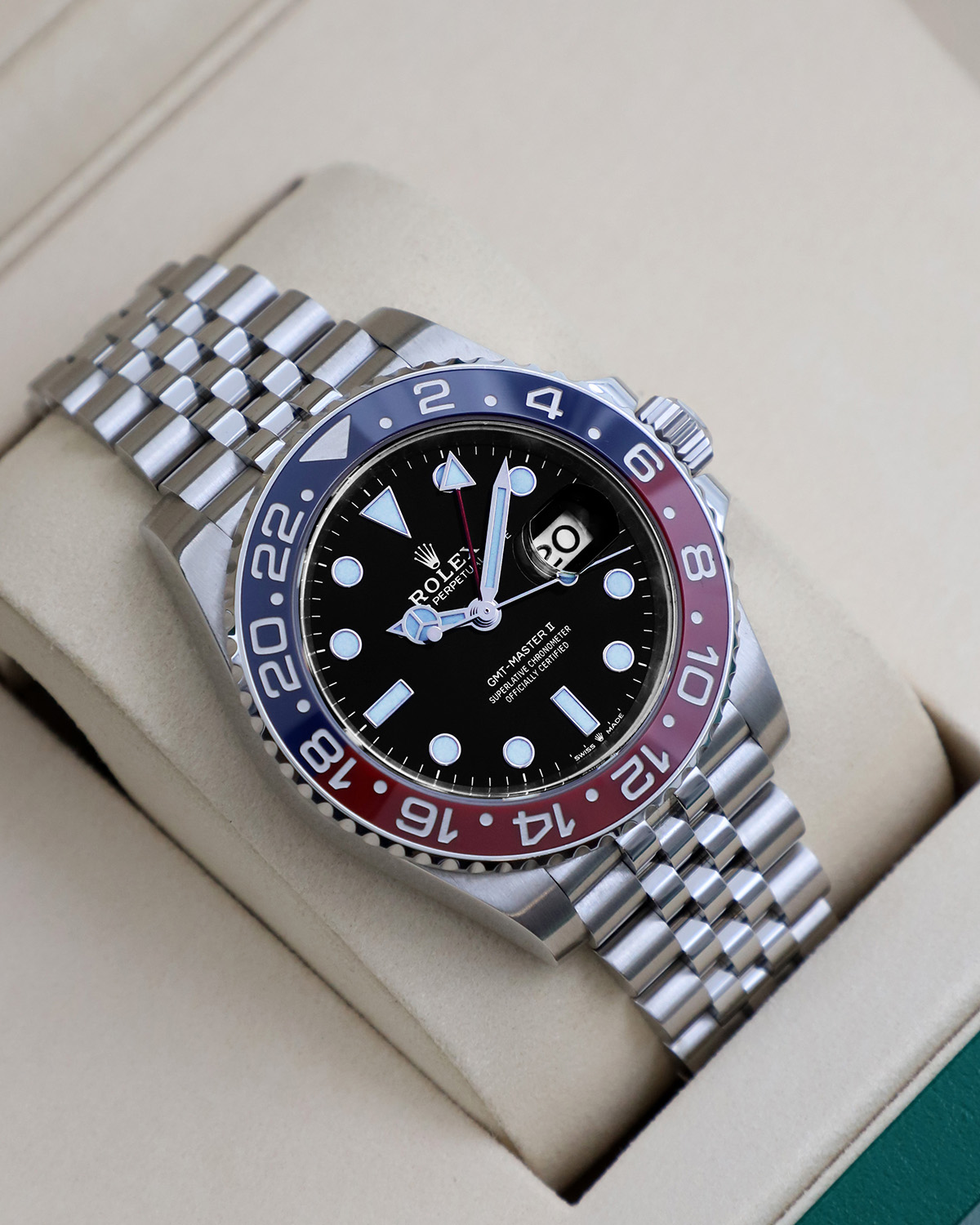Rolex GMT-Master II 40 mm 126710 Steel Pepsi