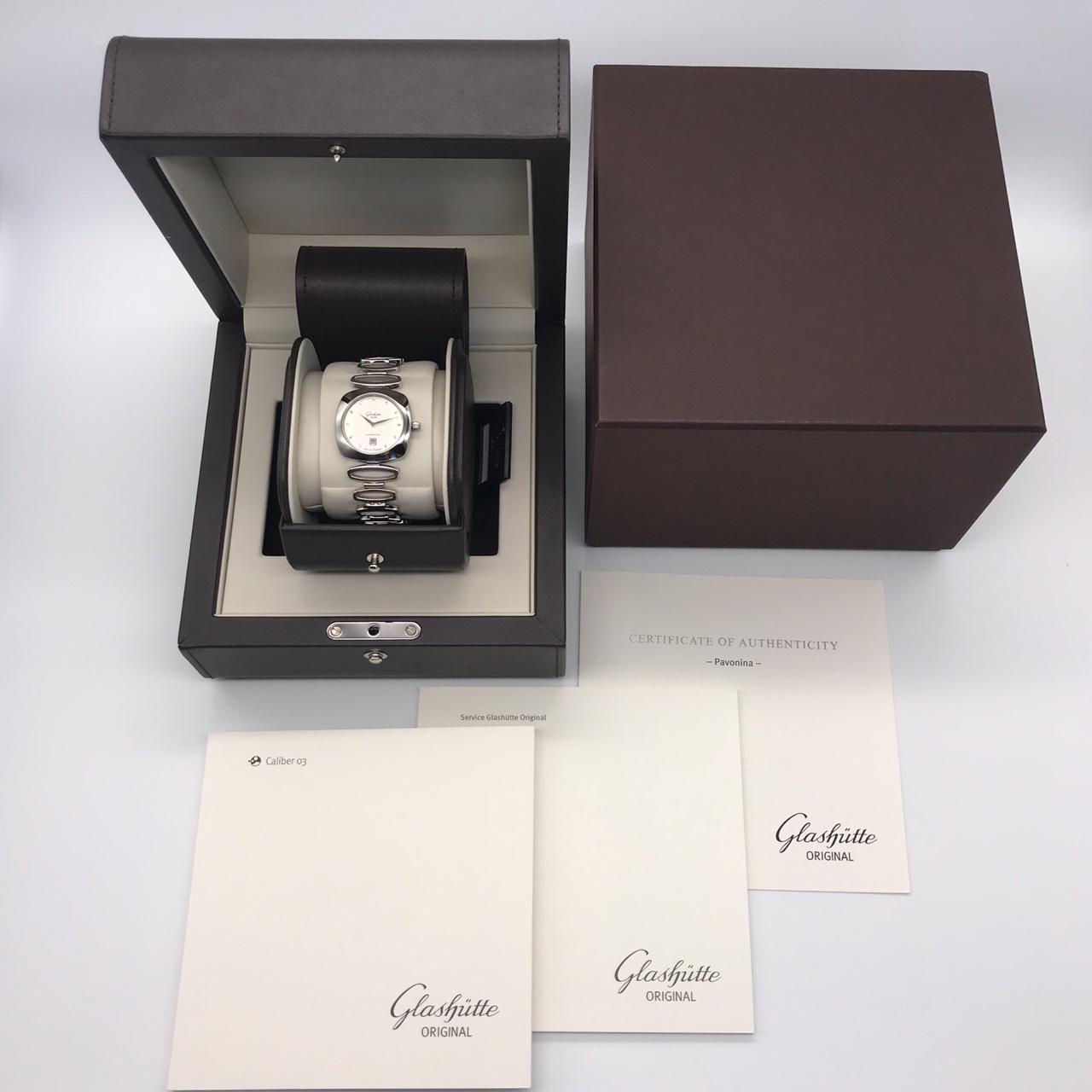 Glashutte Original Pavonina 31 mm 1-03-01-10-12-14
