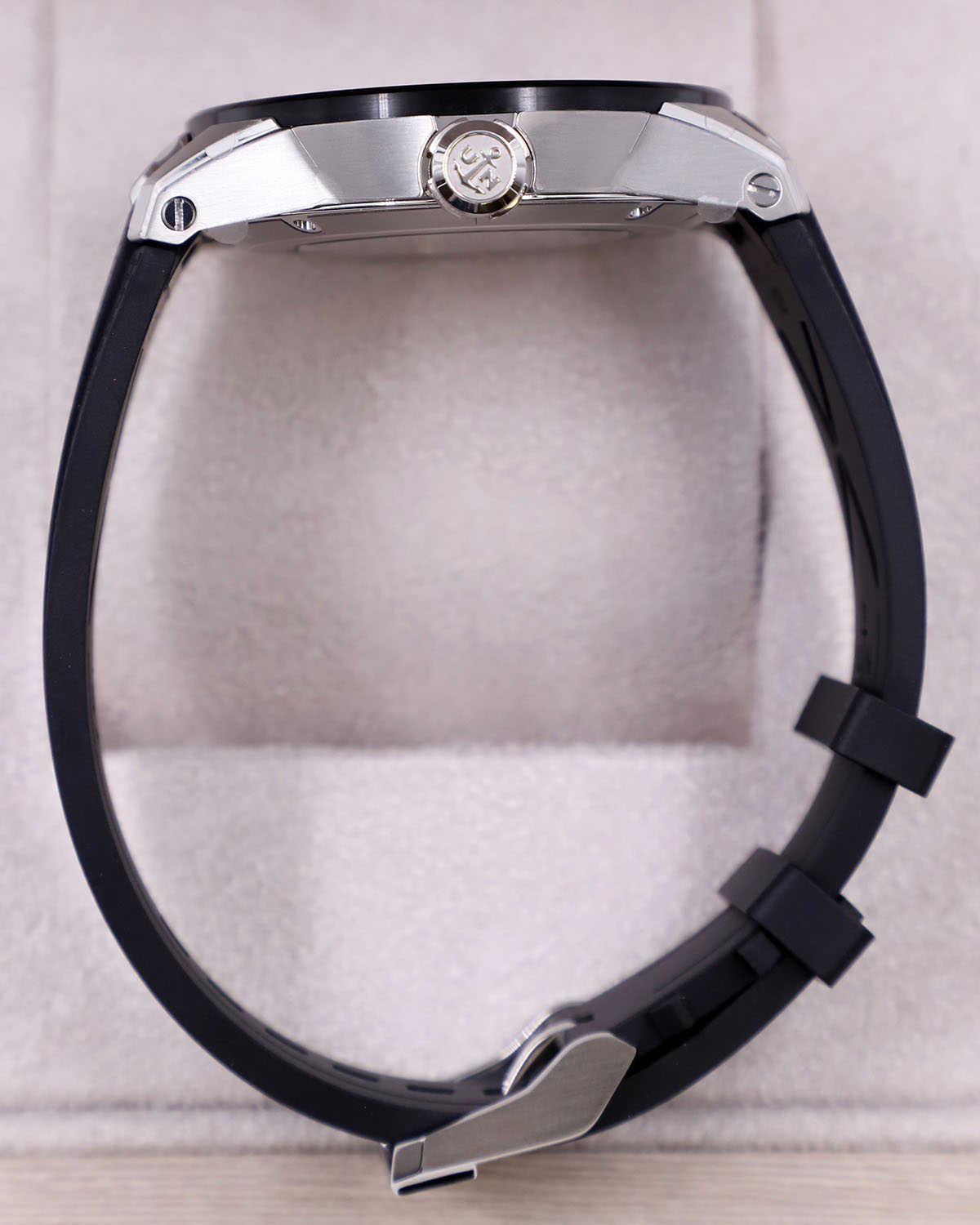 Ulysse Nardin Blast Dual Time 42 mm 243-20-3/42