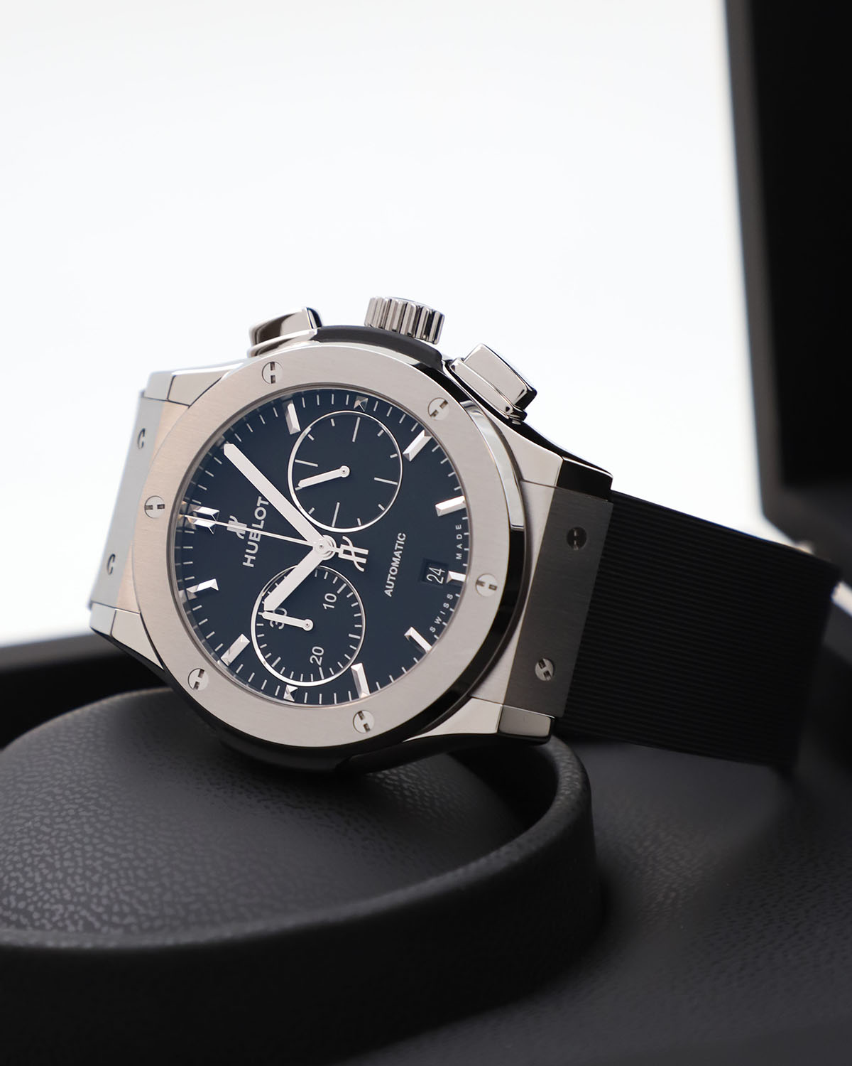Hublot Classic Fusion Chronograph 45 mm Titanium 521.NX.1171.RX