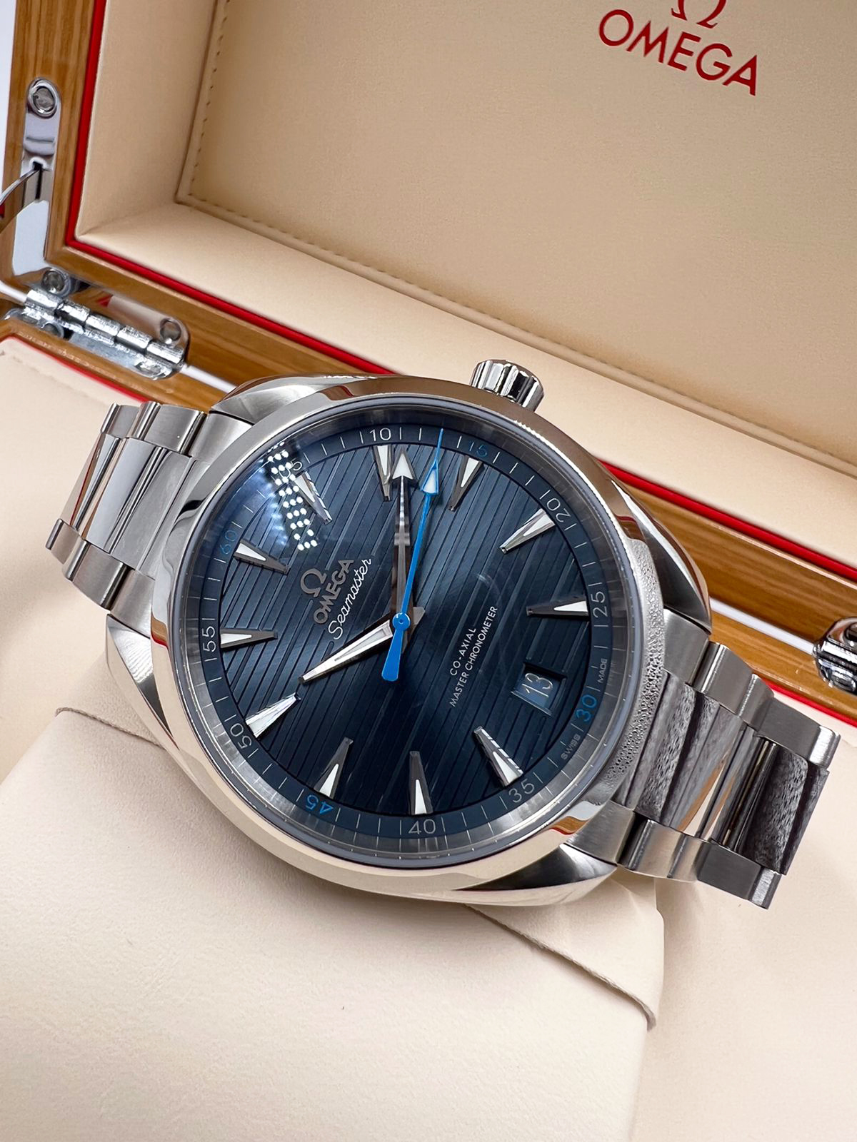Omega Seamaster Aqua Terra 150M Co-Axial Master Chronometer 41 mm 220.10.41.21.03.002