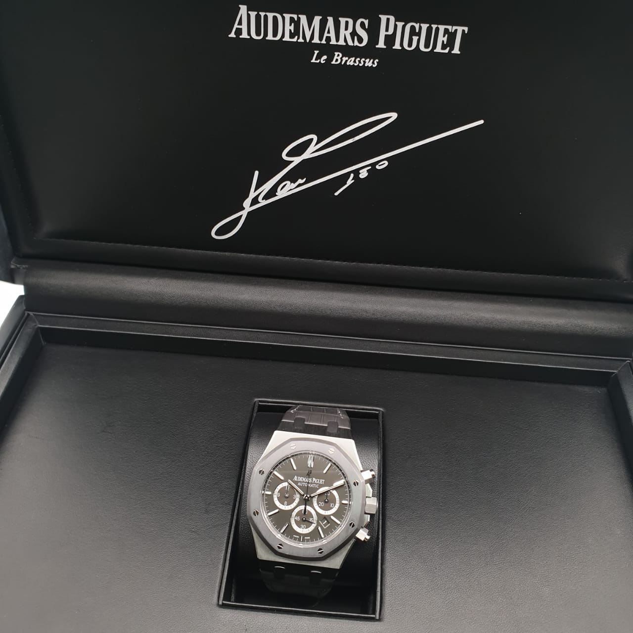Audemars Piguet Royal Oak Chronograph Leo Messi Limited Edition 41 mm 26325TS.OO.D005CR.01
