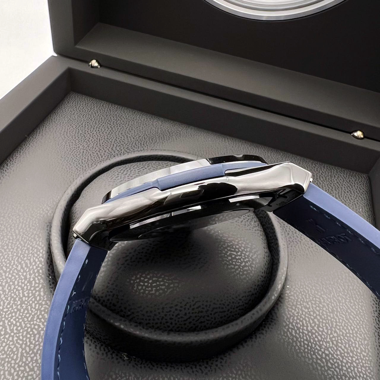 Hublot Classic Fusion Ceramic Blue 45 mm 511.CM.7170.LR
