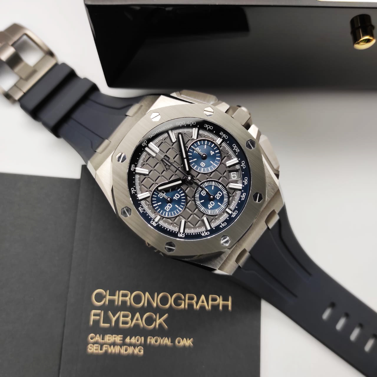 Audemars Piguet Royal Oak Offshore Chronograph 43 mm 26420IO.OO.A009CA.01