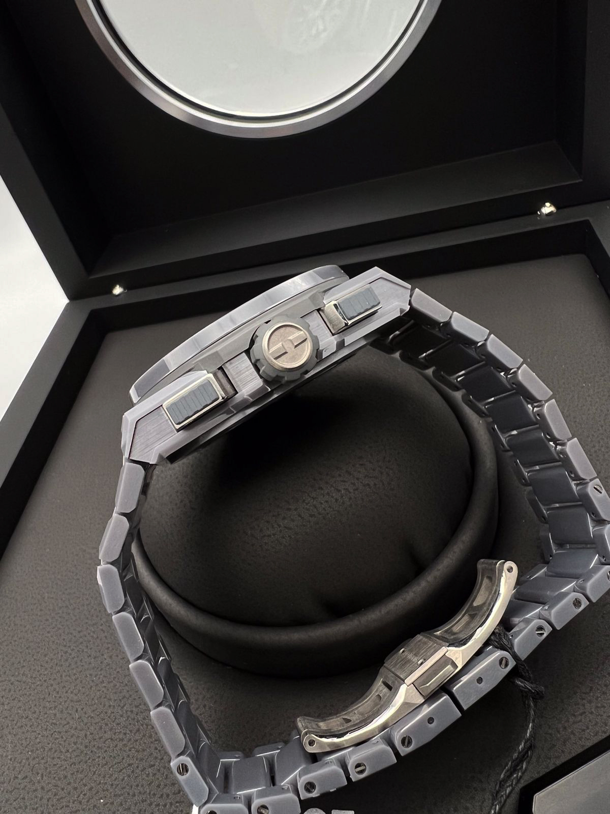 Hublot Big Bang Integrated Grey Ceramic 42 mm 451.FX.6923.FX