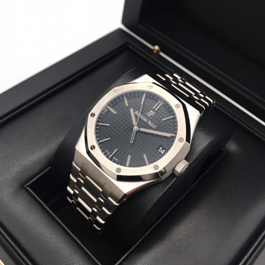 Audemars Piguet Royal Oak Selfwinding 41 mm 15500ST.OO.1220ST.03