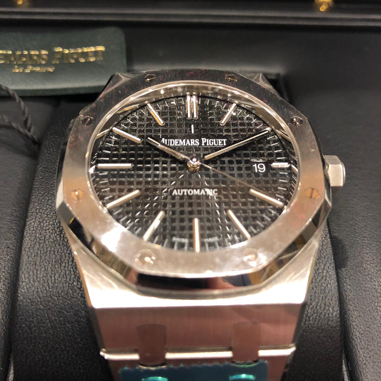 Audemars Piguet Royal Oak Selfwinding 41 mm 15400ST.OO.1220ST.01