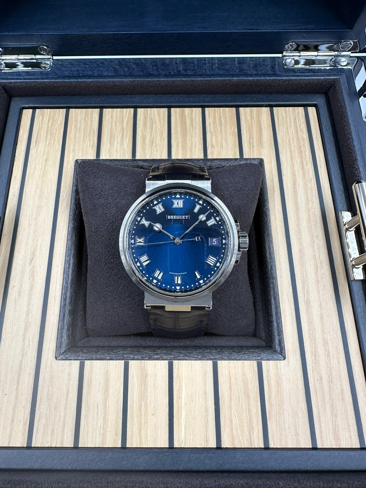 Breguet Marine 5517 40 mm 5517TI/Y1/9ZU