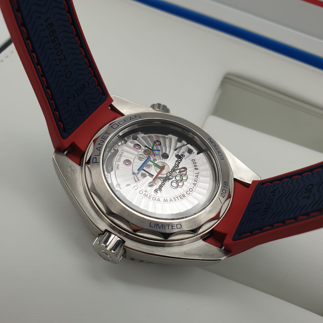 Omega Specialities Seamaster Planet Ocean 600M Pyeongchang 2018 43.5 mm 522.32.44.21.03.001