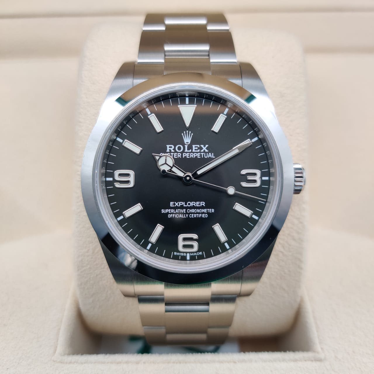 Rolex Explorer 39 mm 214270