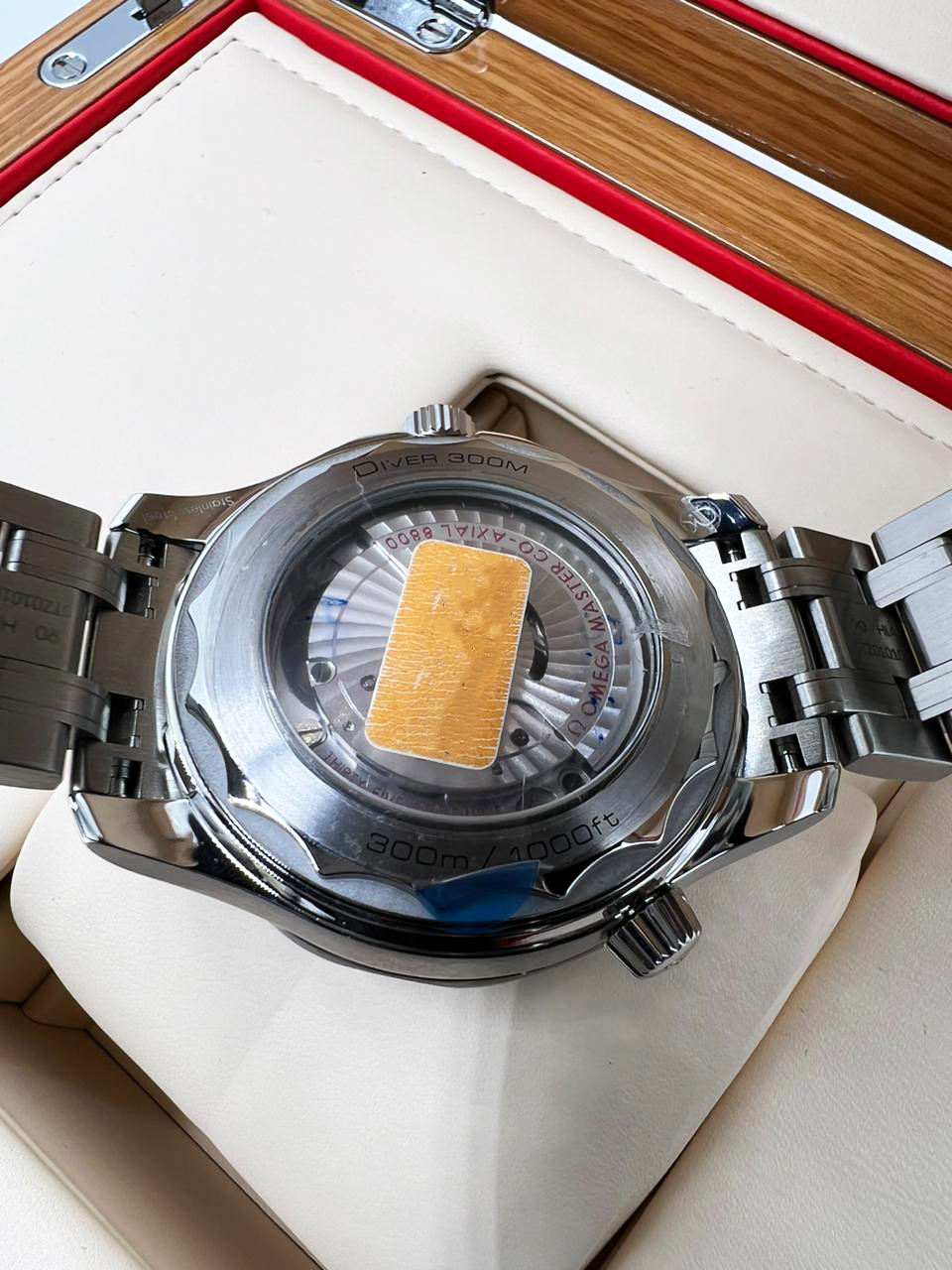 Omega Seamaster Diver 300M Co-Axial Master Chronometer 42 mm 210.30.42.20.04.001