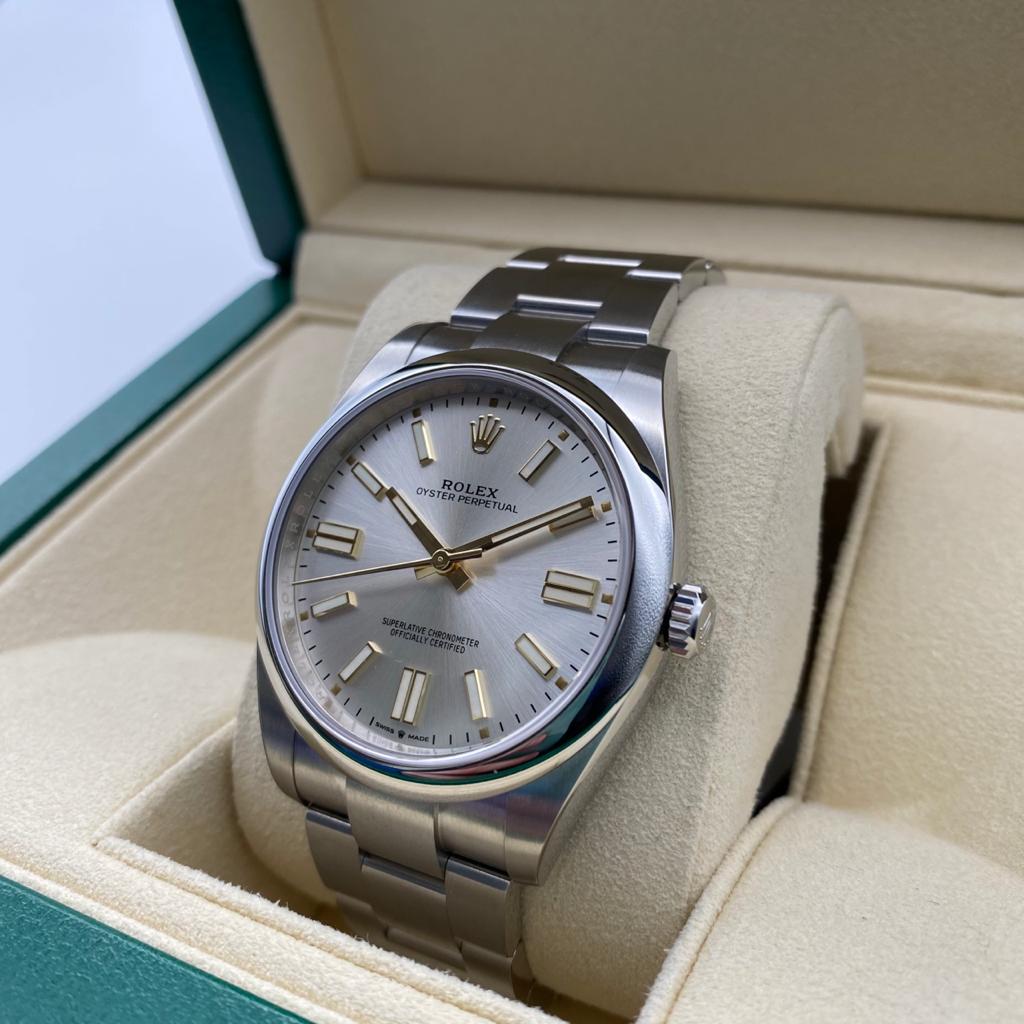 Rolex Oyster Perpetual 41 mm 124300
