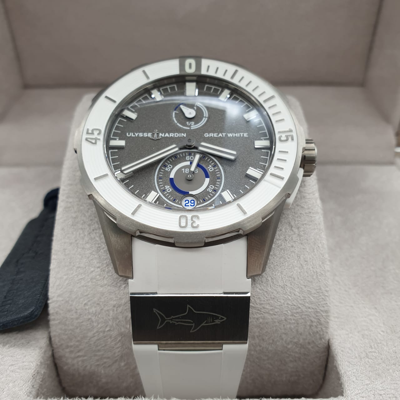 Ulysse Nardin Marine Diver Chronometer Great White 44 mm 1183-170LE-3/90-GW