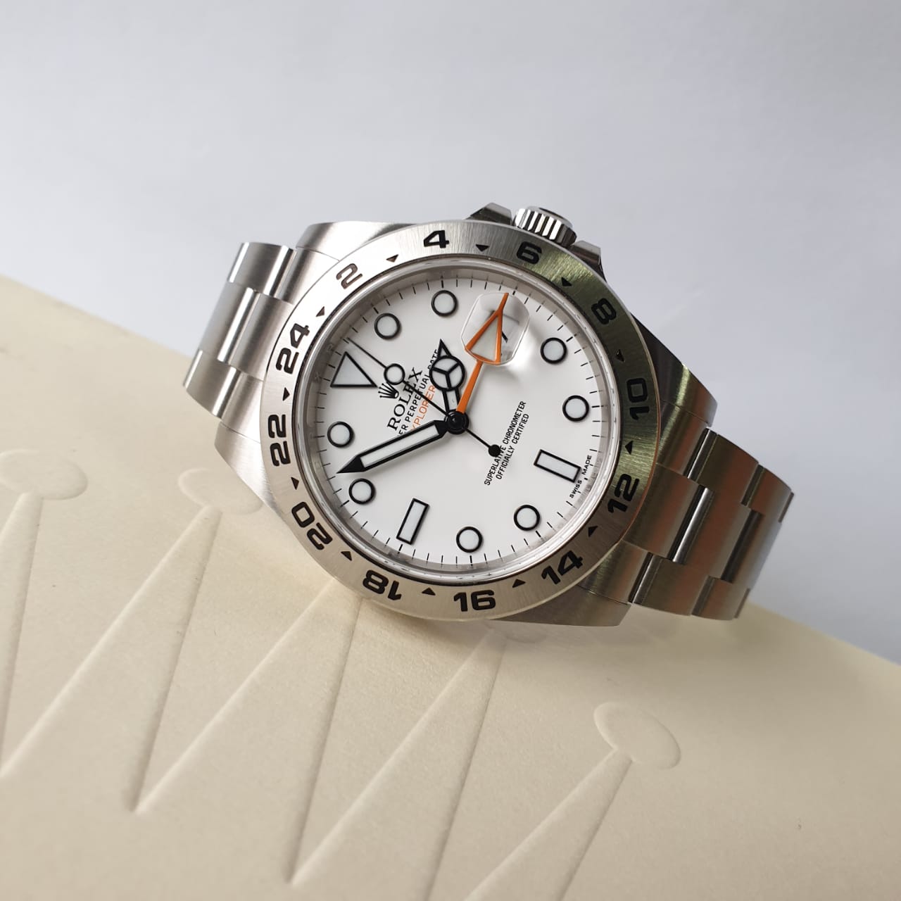 Rolex Oyster Explorer II 42 mm 216570