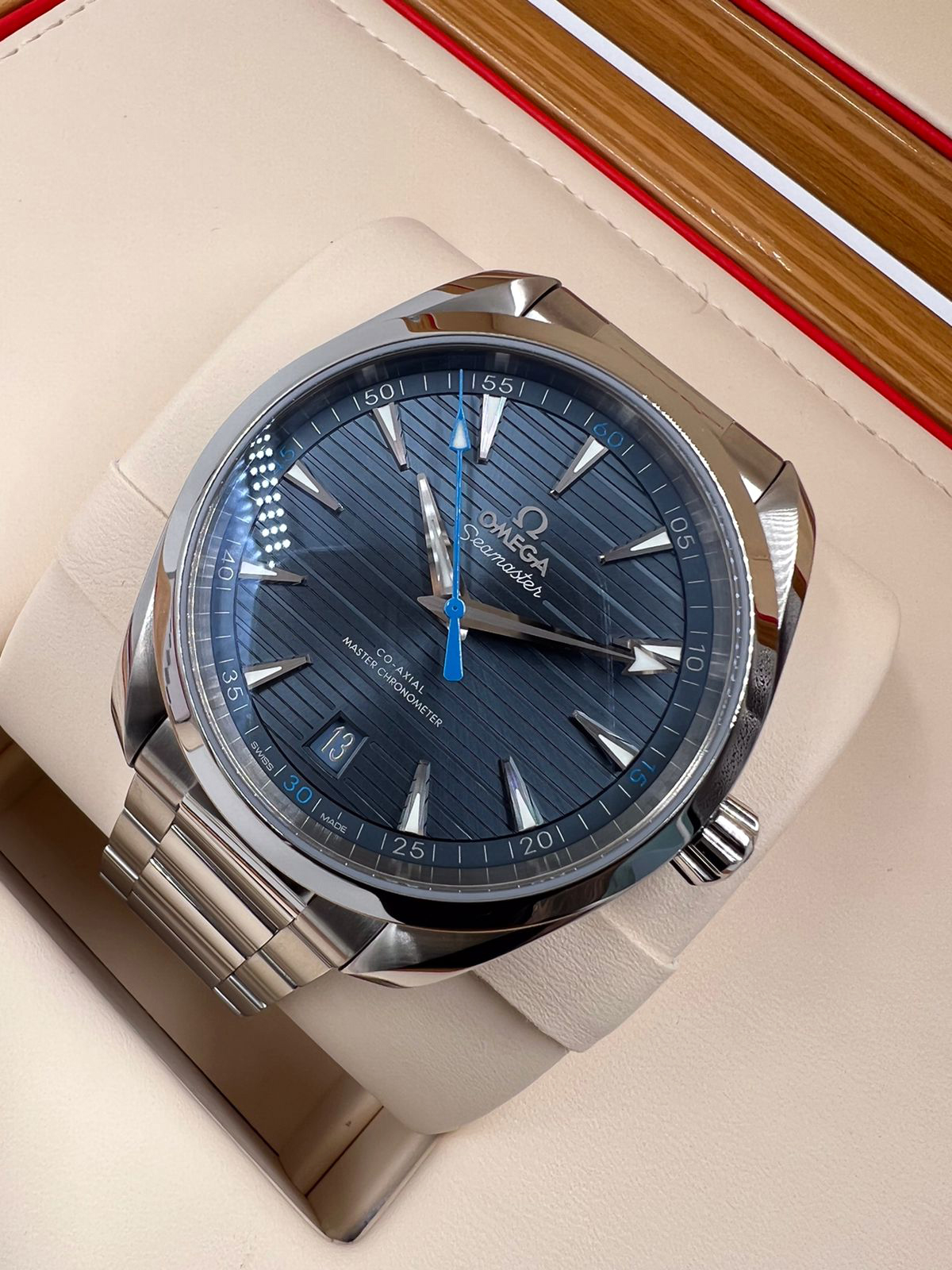 Omega Seamaster Aqua Terra 150M Co-Axial Master Chronometer 41 mm 220.10.41.21.03.002