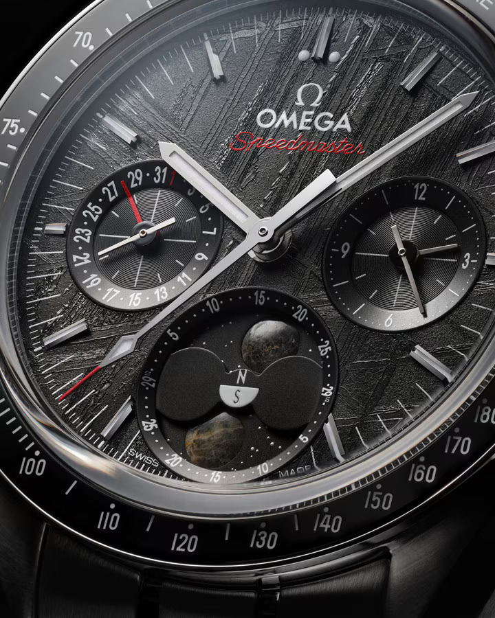 Omega Speedmaster Moonphase Meteorite 43 mm 304.30.43.52.01.001