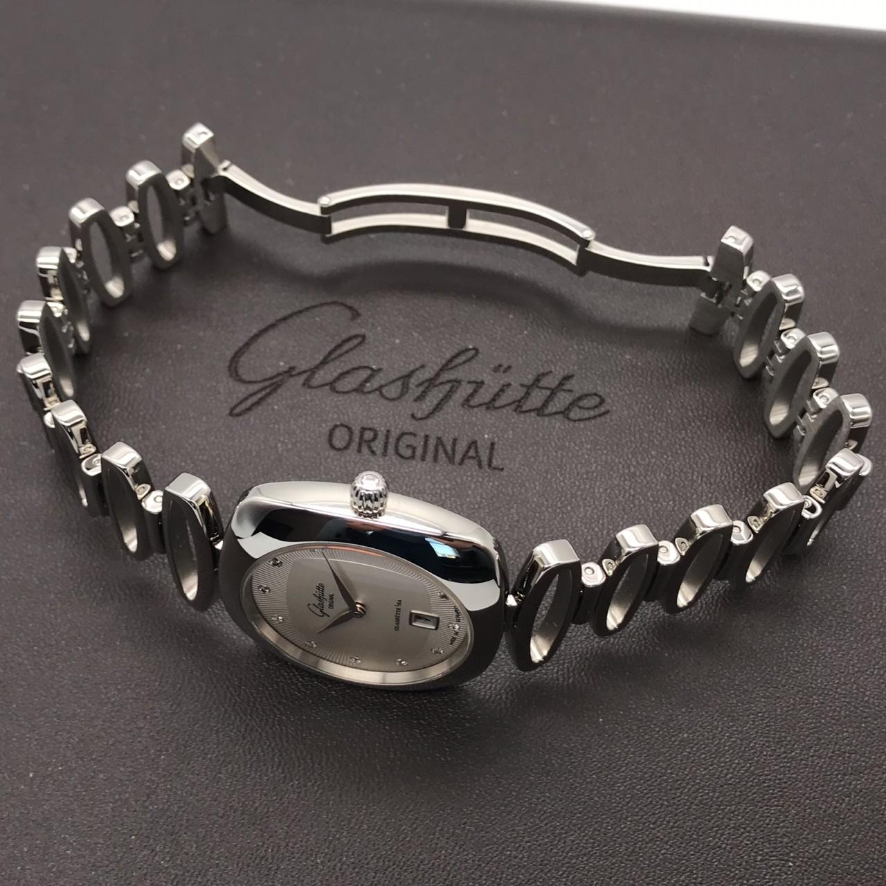 Glashutte Original Pavonina 31 mm 1-03-01-10-12-14