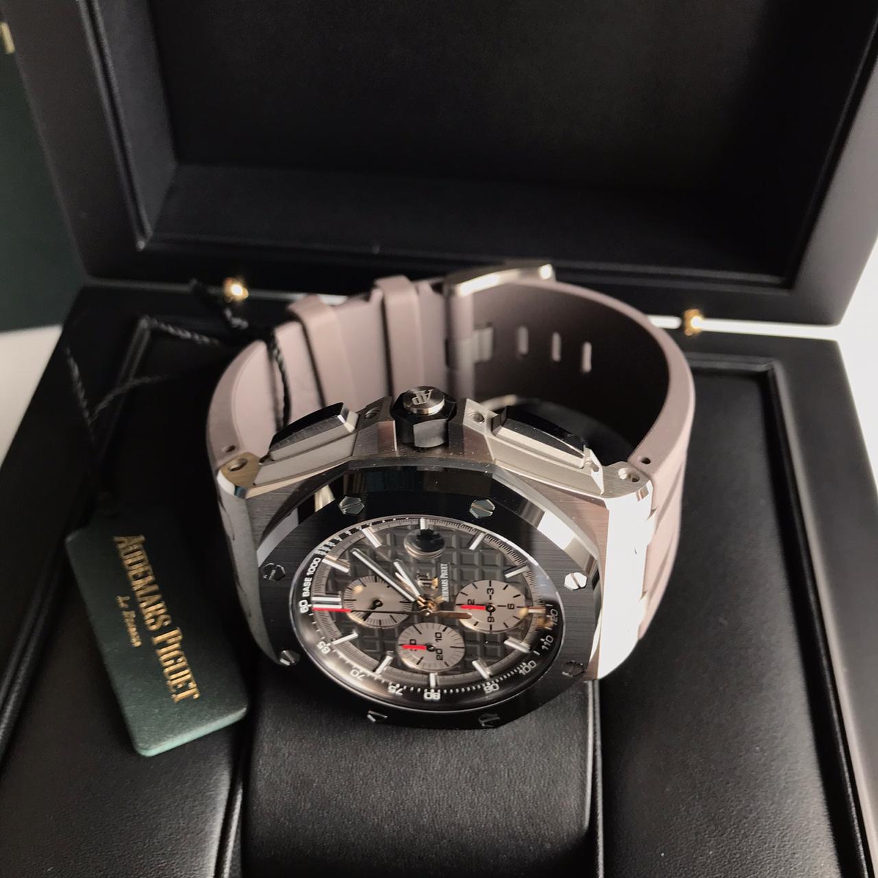 Audemars Piguet Royal Oak Offshore Chronograph 44 mm 26400IO.OO.A004CA.01