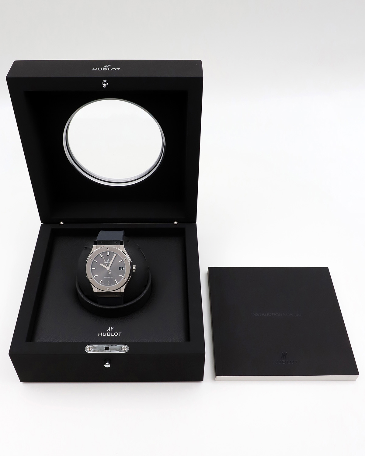 Hublot Classic Fusion Titanium Racing Grey 45 mm 511.NX.7071.RX