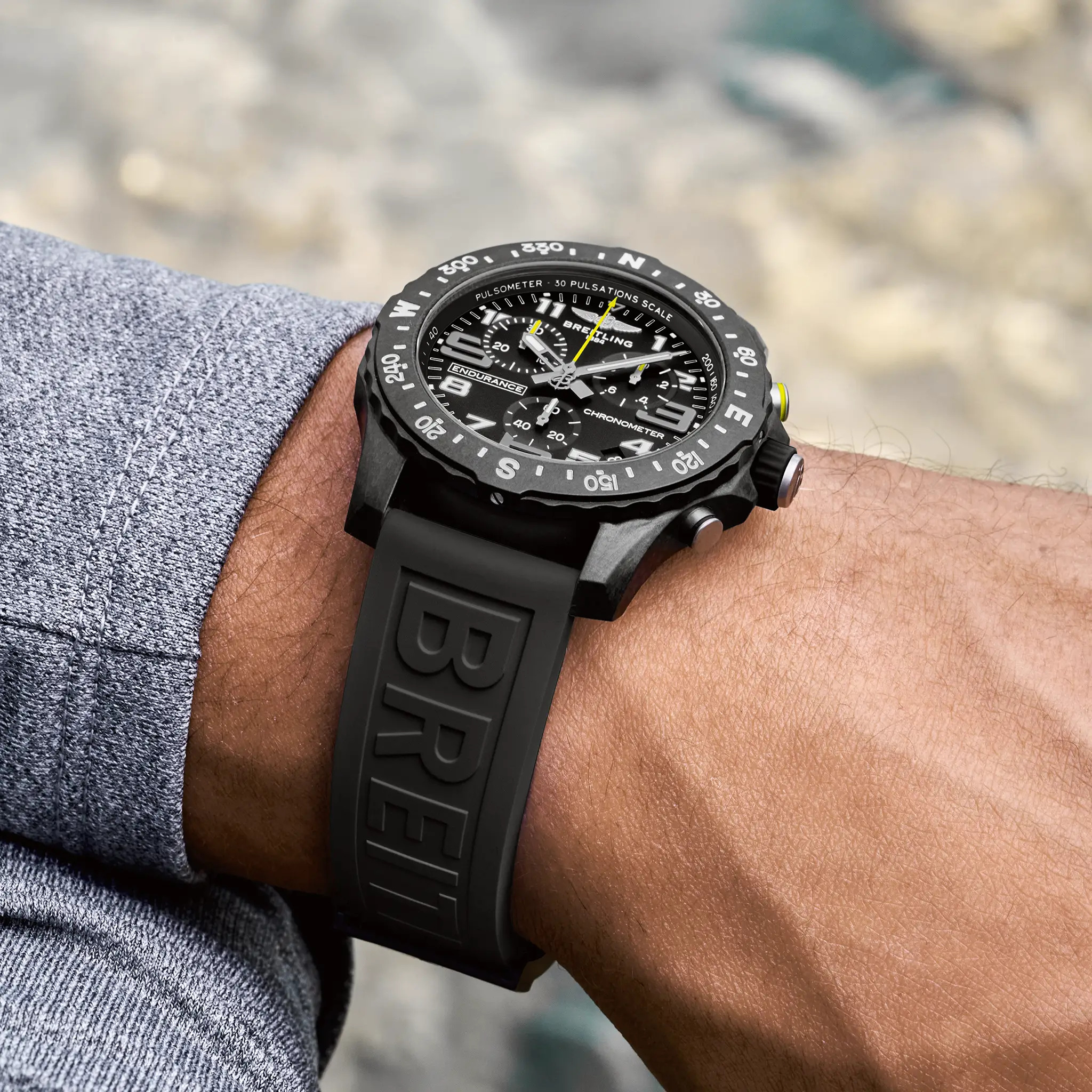 Breitling Professional Endurance Pro 44 mm X82310E51B1S1
