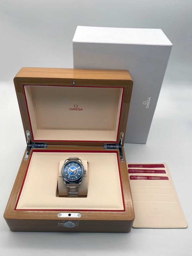 Omega Seamaster Aqua Terra 150M Co-Axial Master Chronometer GMT Worldtimer 43 mm 220.10.43.22.03.001