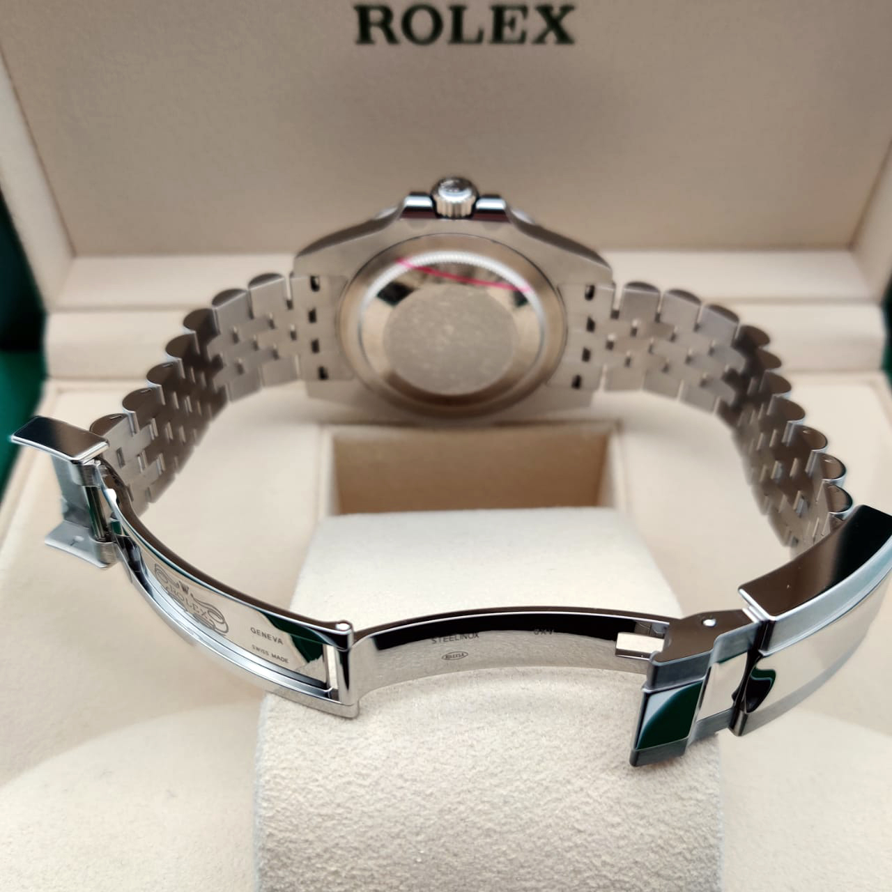 Rolex GMT-Master II 40 mm 126710 Steel Pepsi