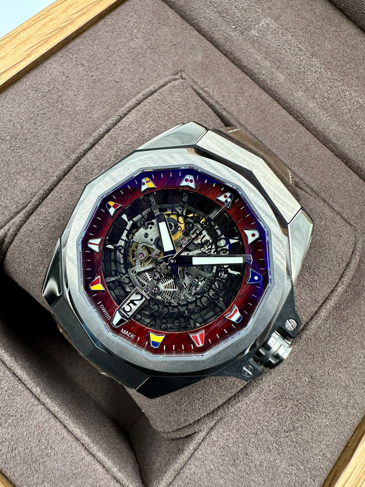Corum Admiral AC-One 45 mm Squelette A082/03211-082.402.04/0F62 WO01