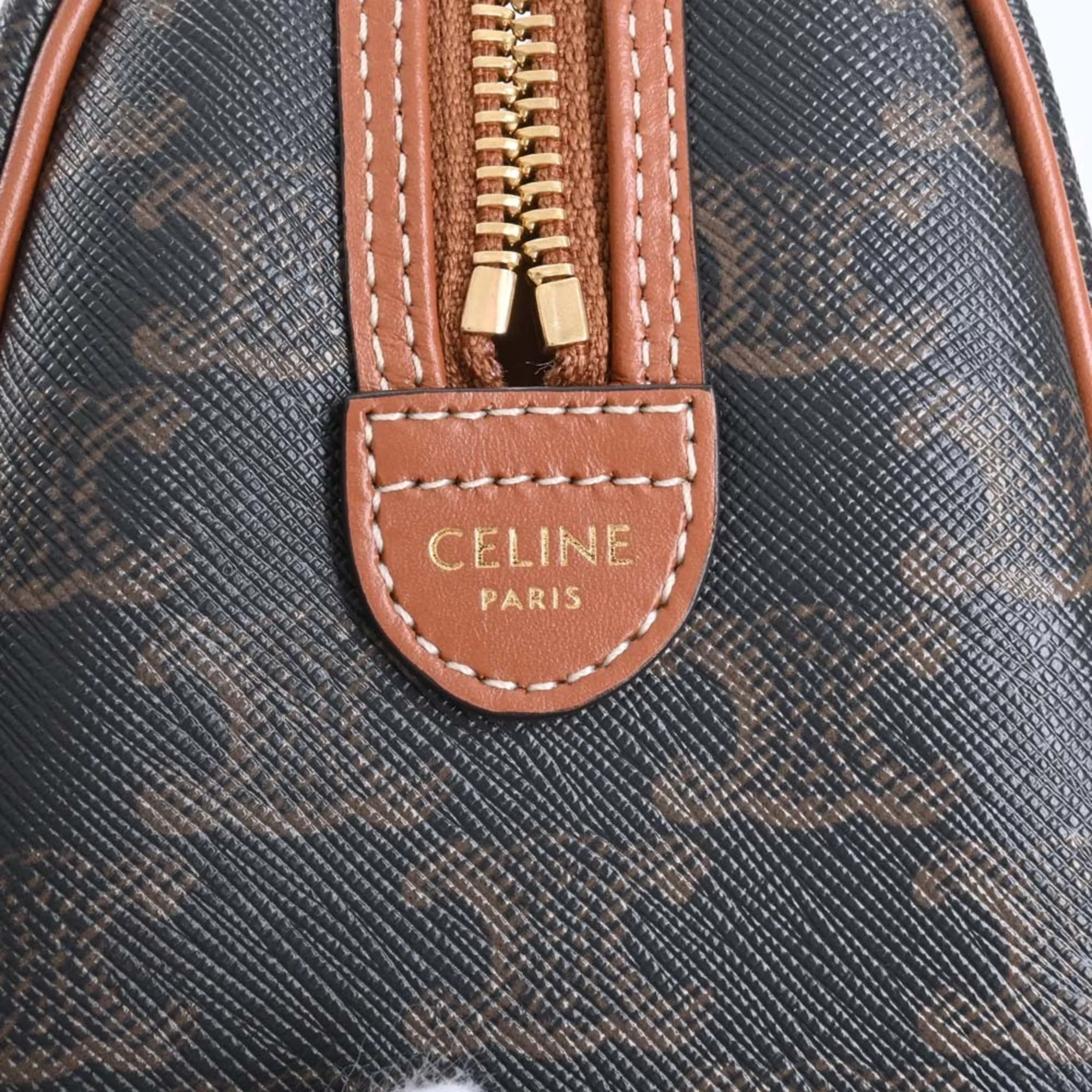 Сумка Celine Leather Triomphe Small Boston Bag Shoulder 197582CAS Brown
