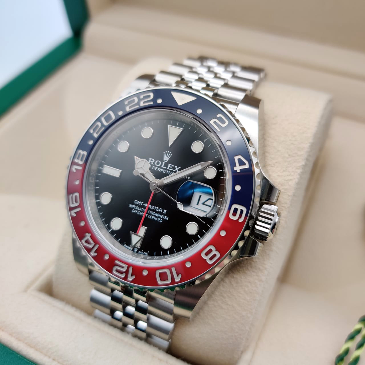 Rolex GMT-Master II 40 mm 126710 Steel Pepsi