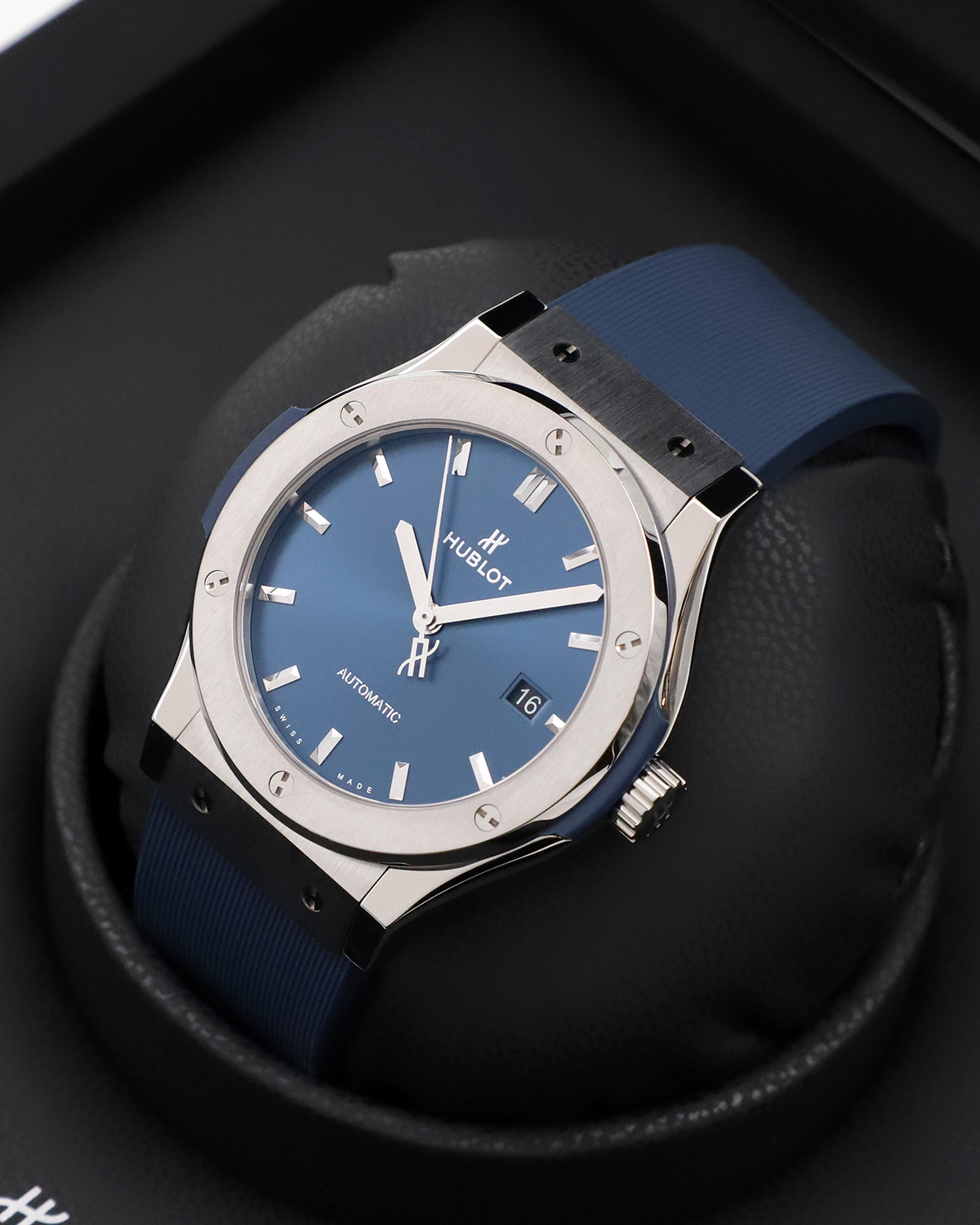 Hublot Classic Fusion Titanium Blue 42 mm 542.NX.7170.RX