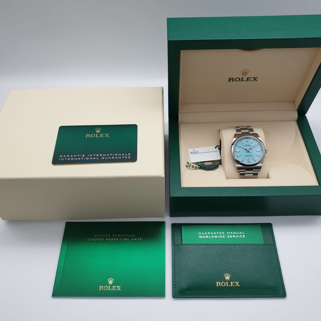Rolex Oyster Perpetual 41 mm 124300