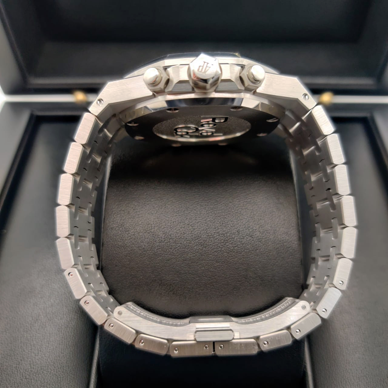 Audemars Piguet Royal Oak Selfwinding Chronograph 38 mm 26315ST.OO.1256ST.01