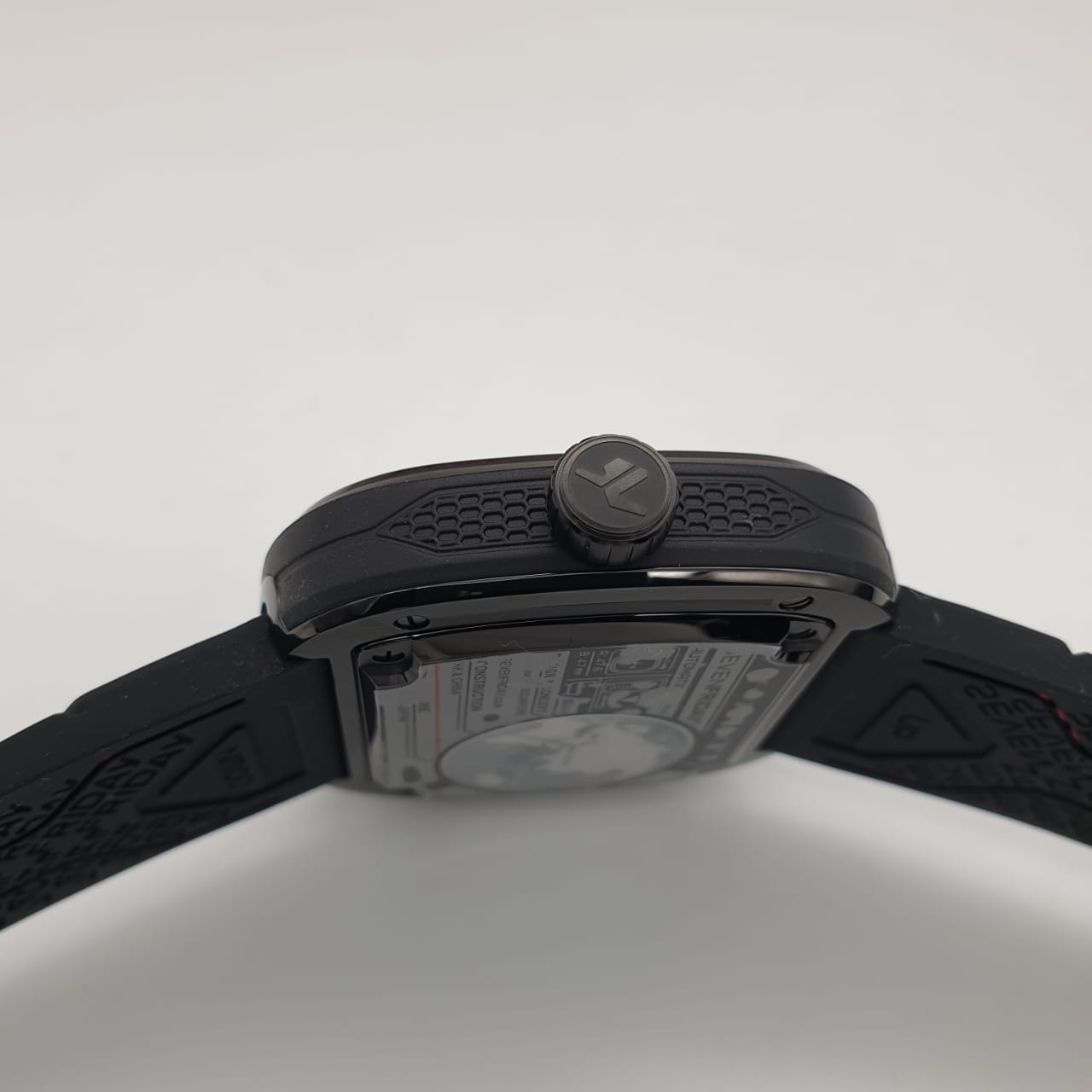 Sevenfriday P3C/02 RACER III