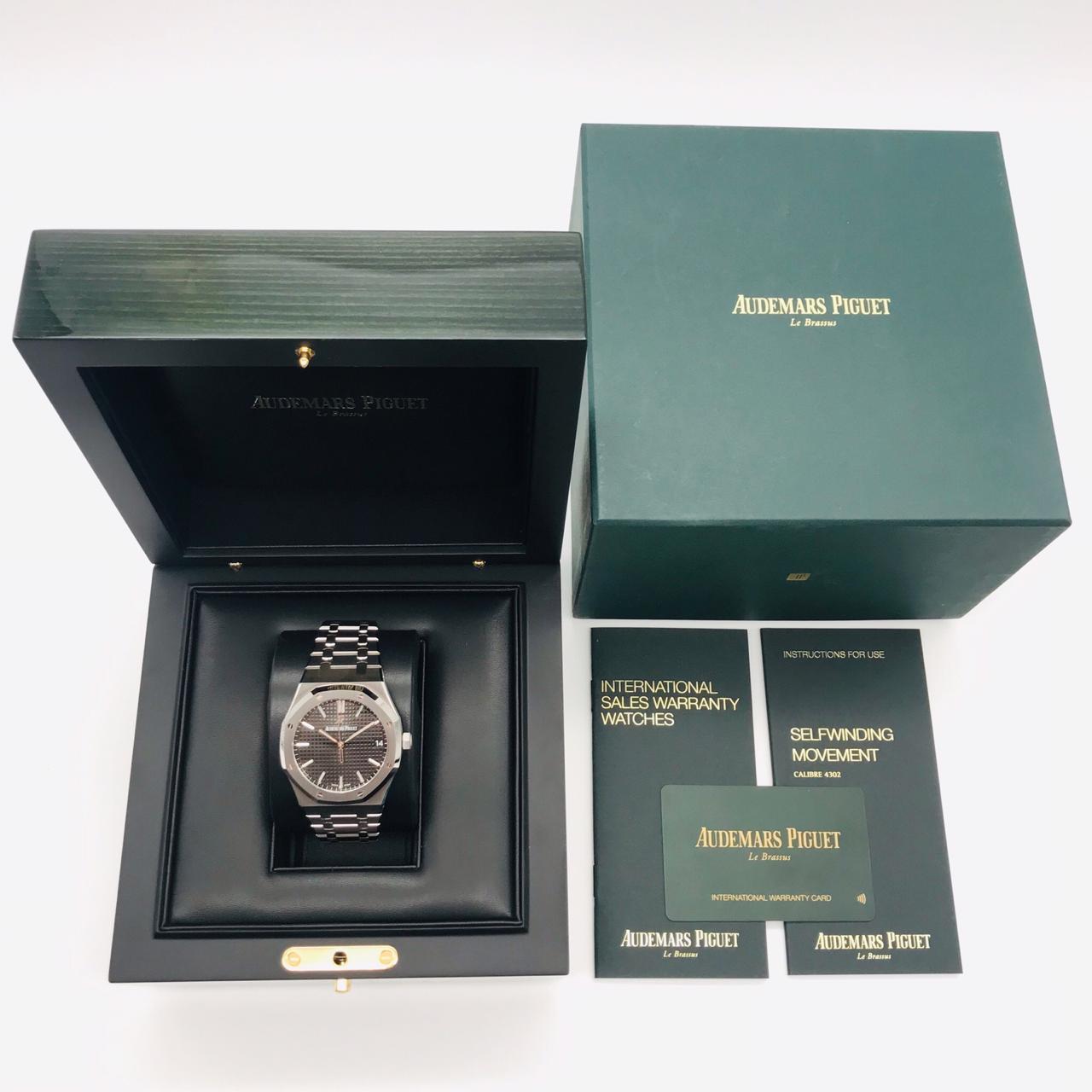 Audemars Piguet Royal Oak Selfwinding 41 mm 15500ST.OO.1220ST.03
