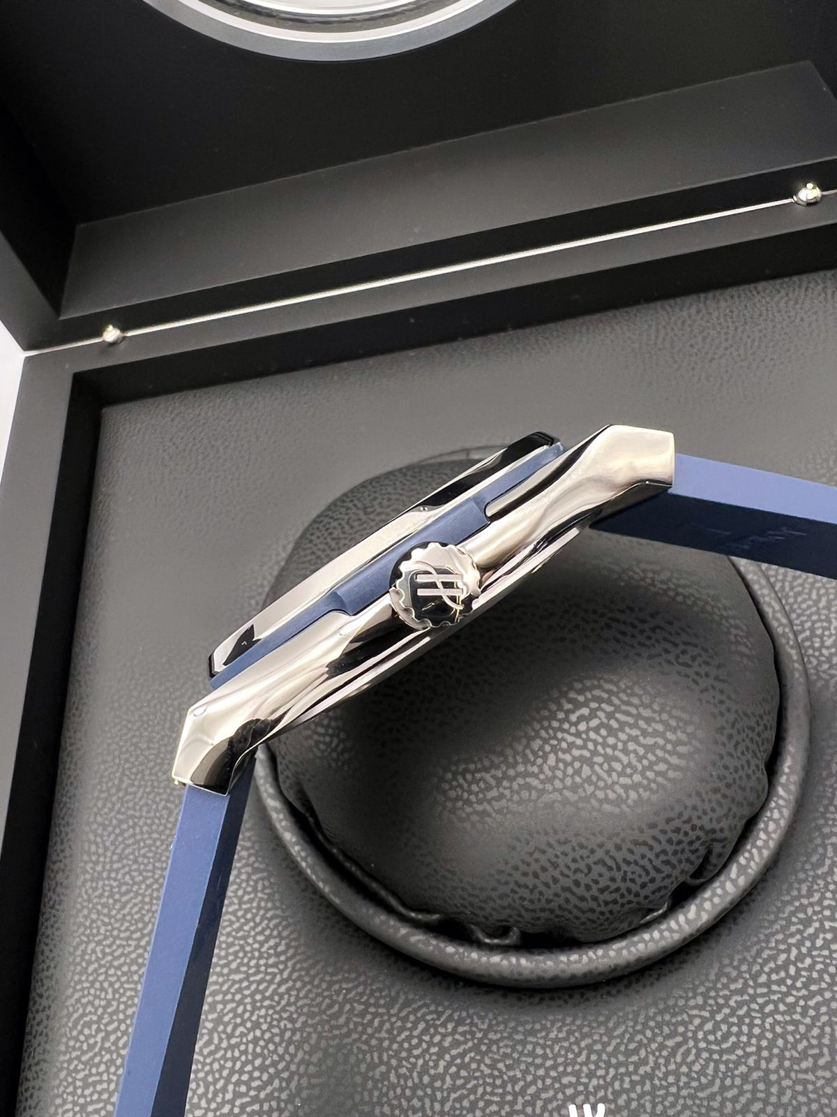 Hublot Classic Fusion Titanium Blue 45 mm 511.NX.7170.RX