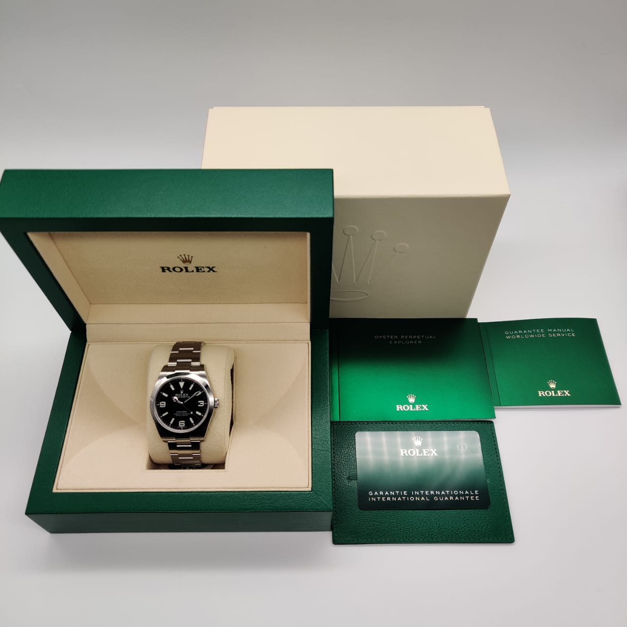 Rolex Explorer 39 mm 214270