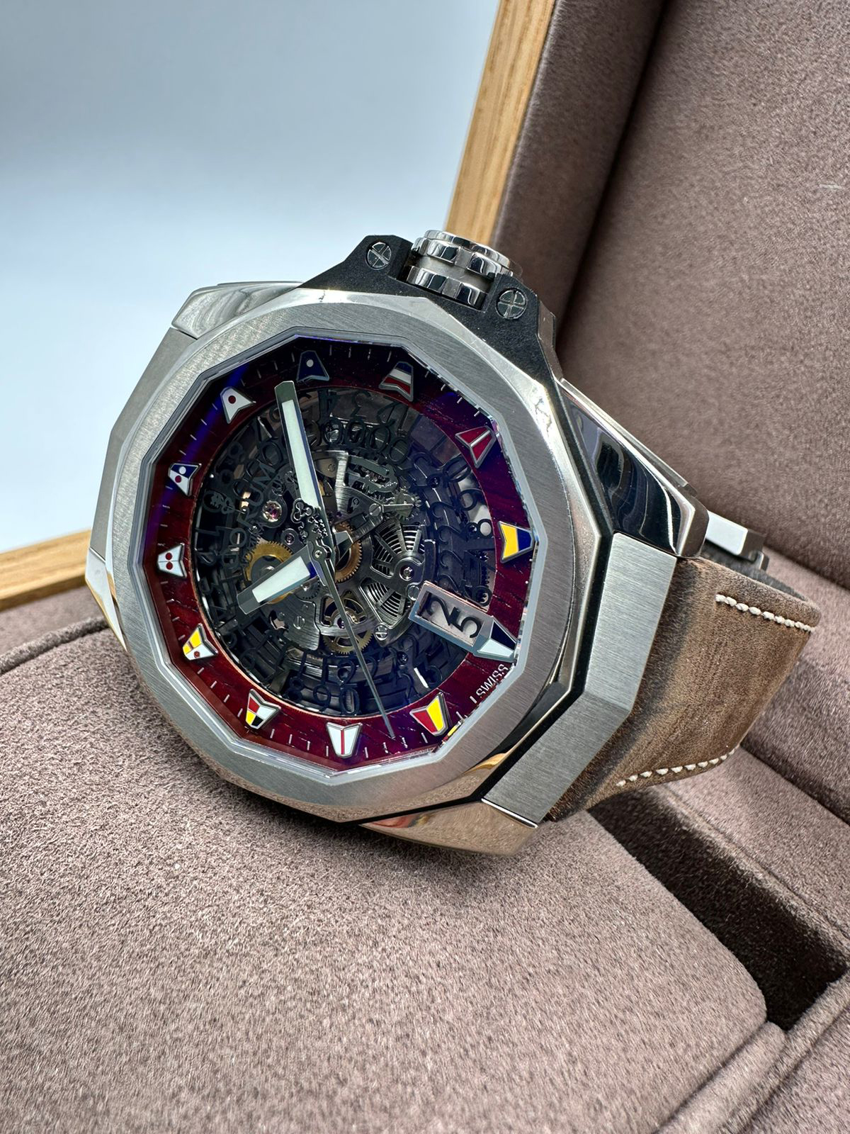 Corum Admiral AC-One 45 mm Squelette A082/03211-082.402.04/0F62 WO01