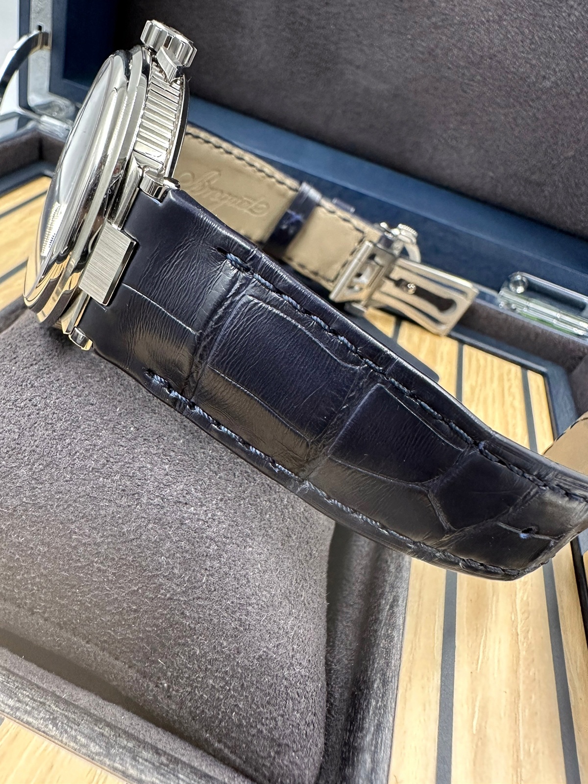 Breguet Marine 5517 40 mm 5517TI/Y1/9ZU