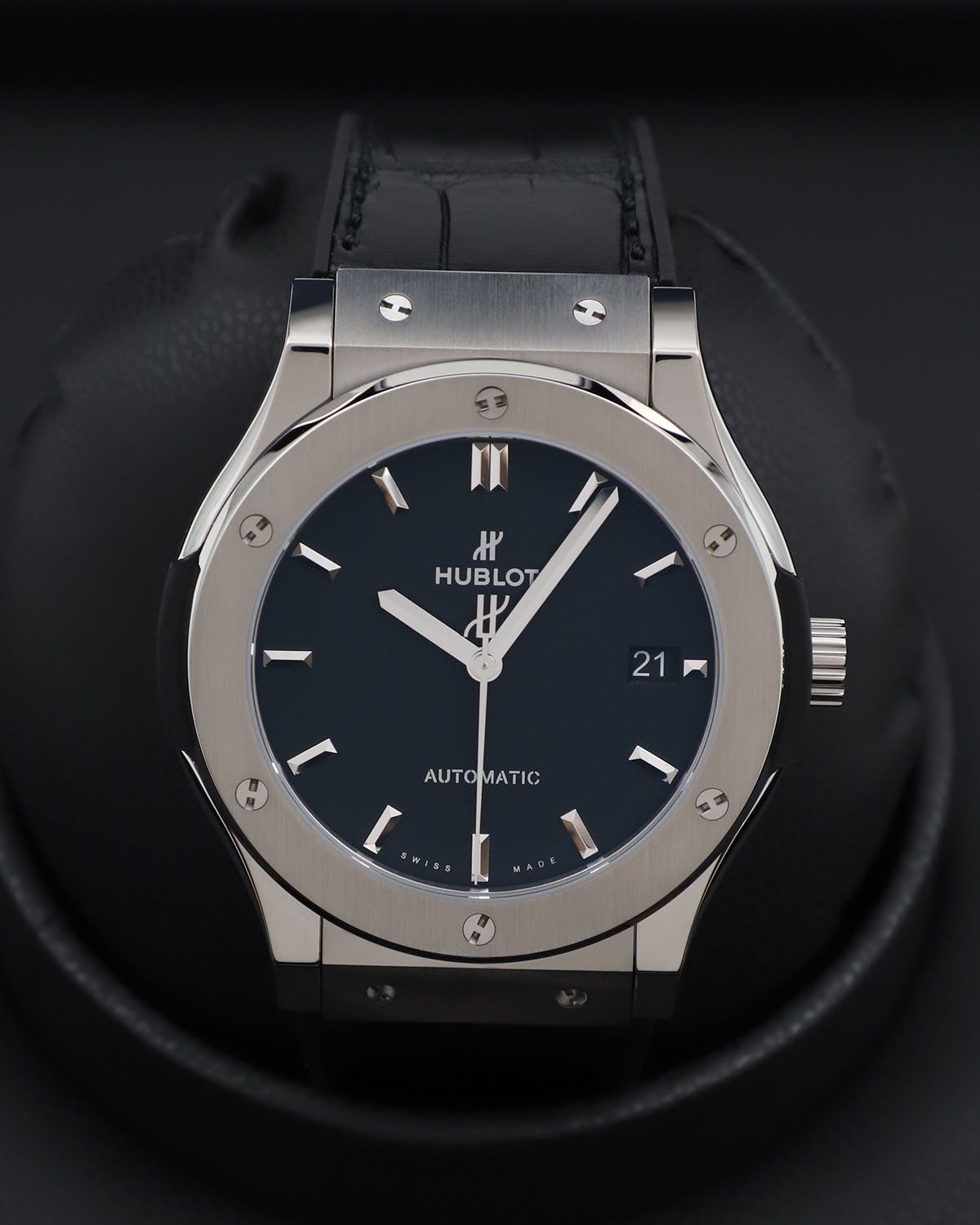 Hublot Classic Fusion Titanium Black 45 mm 511.NX.1171.LR
