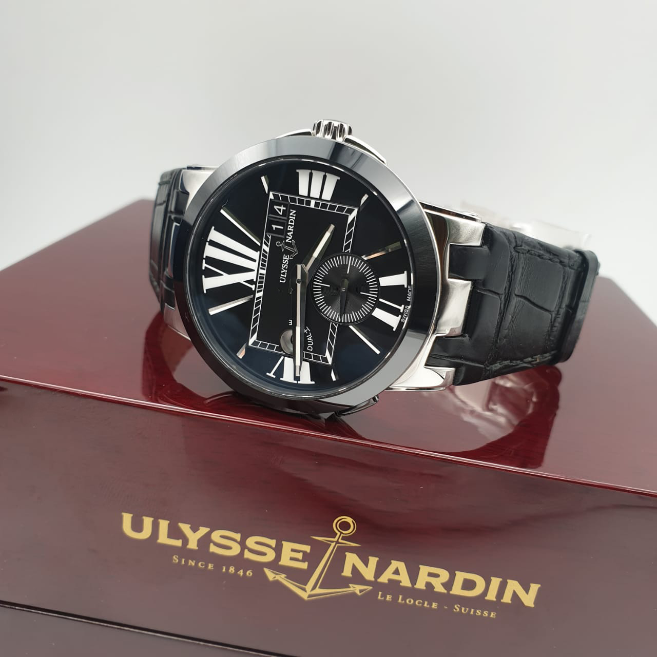 Ulysse Nardin Executive Dual Time 43 mm 243-00/42