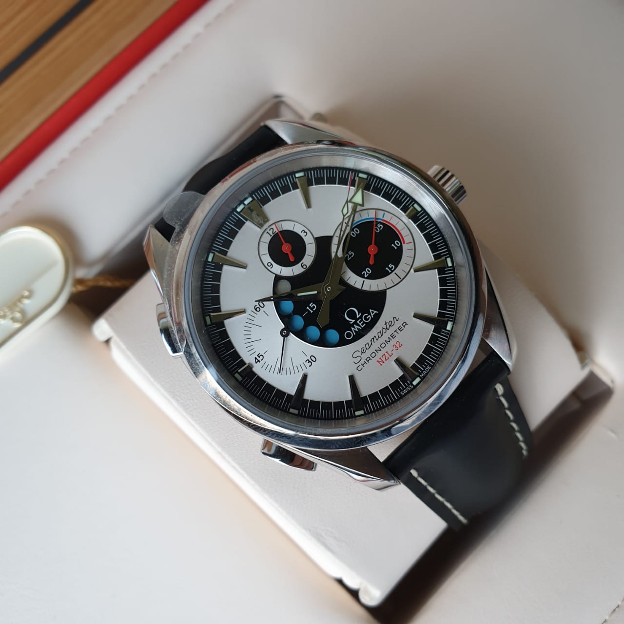 Omega Seamaster NZL-32 Chrono 42.2 mm 2813.30.81