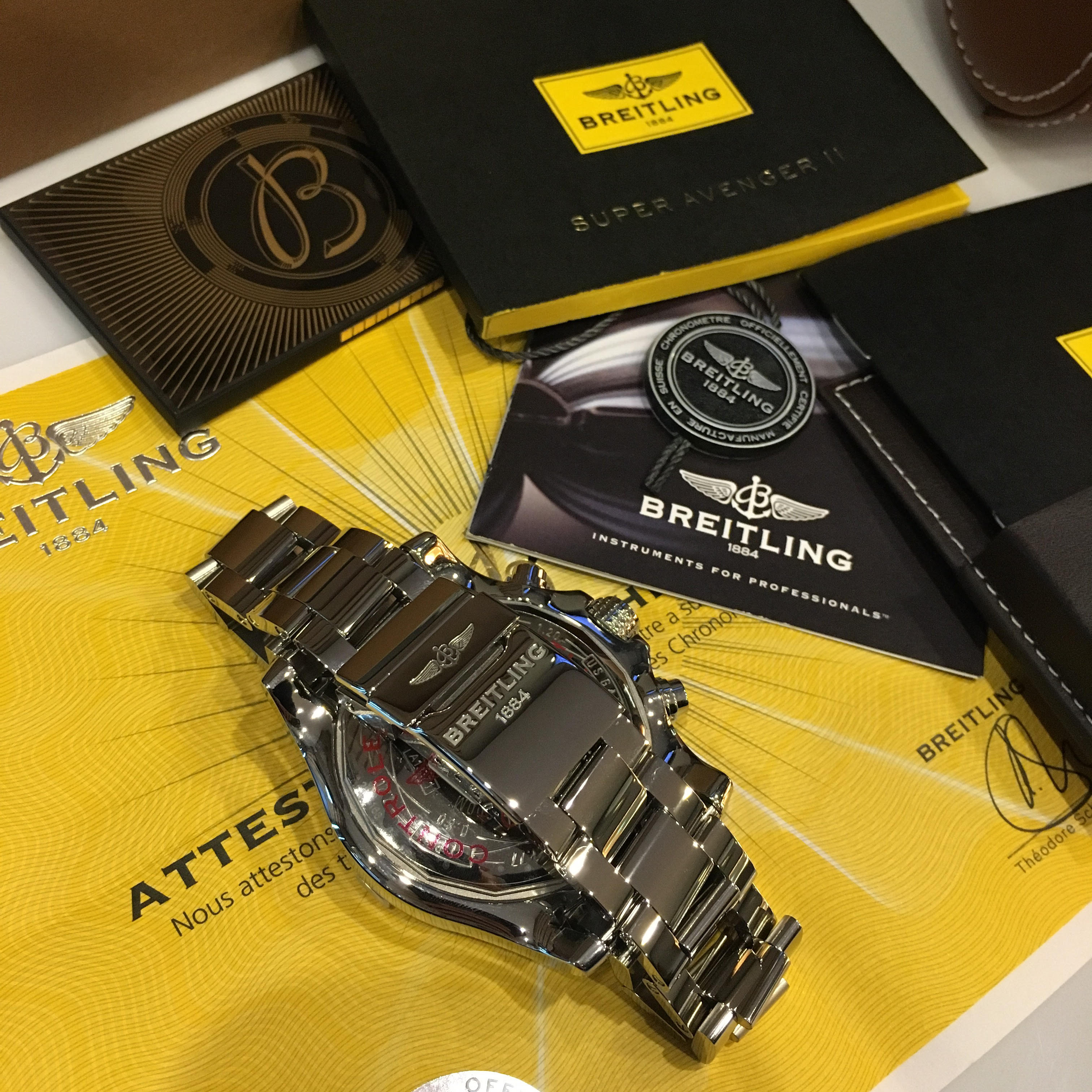 Breitling Super Avenger II 48 mm A1337111/C871/168A