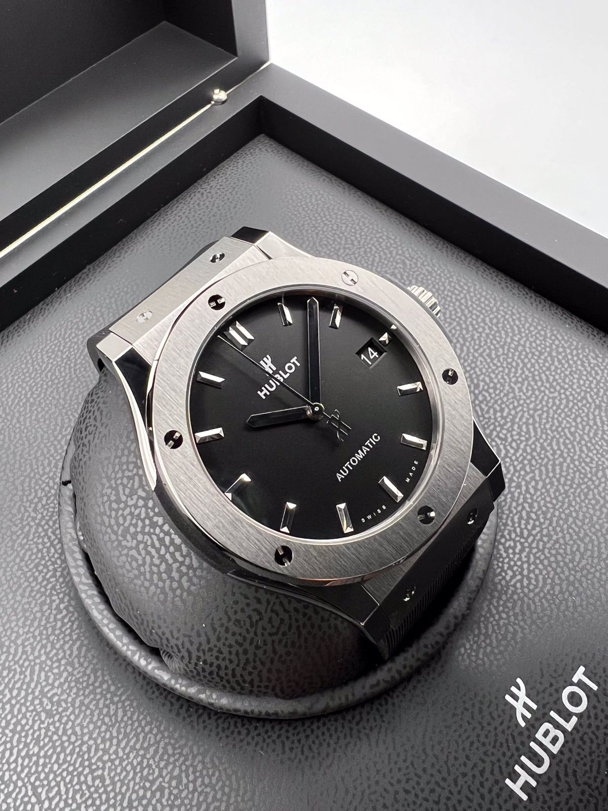 Hublot Classic Fusion Titanium Black 45 mm 511.NX.1171.RX