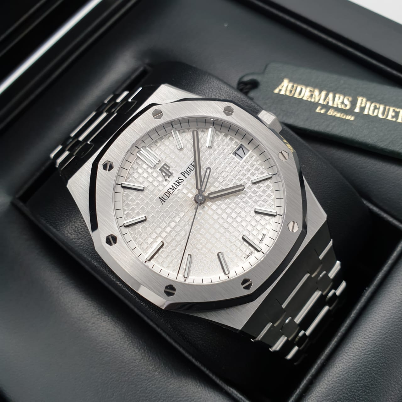 Audemars Piguet Royal Oak Selfwinding 41 mm 15500ST.OO.1220ST.04