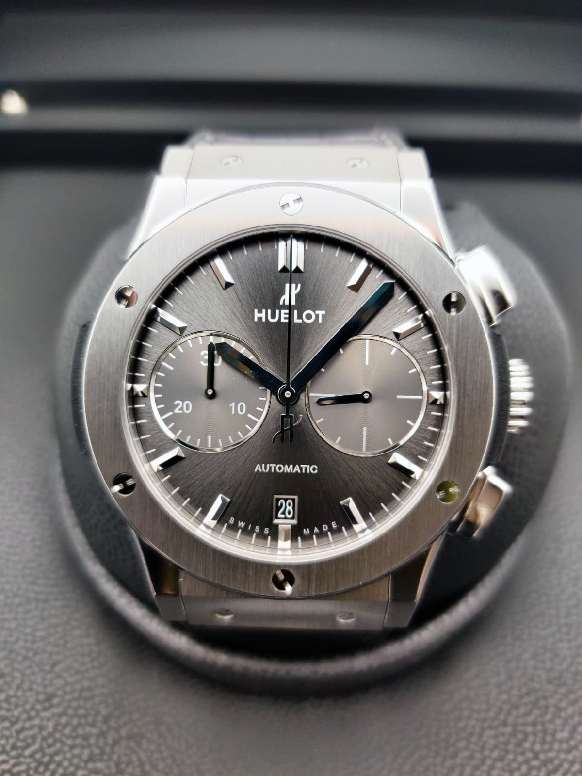 Hublot Classic Fusion Racing Grey Chronograph Titanium 45 mm 521.NX.7071.LR