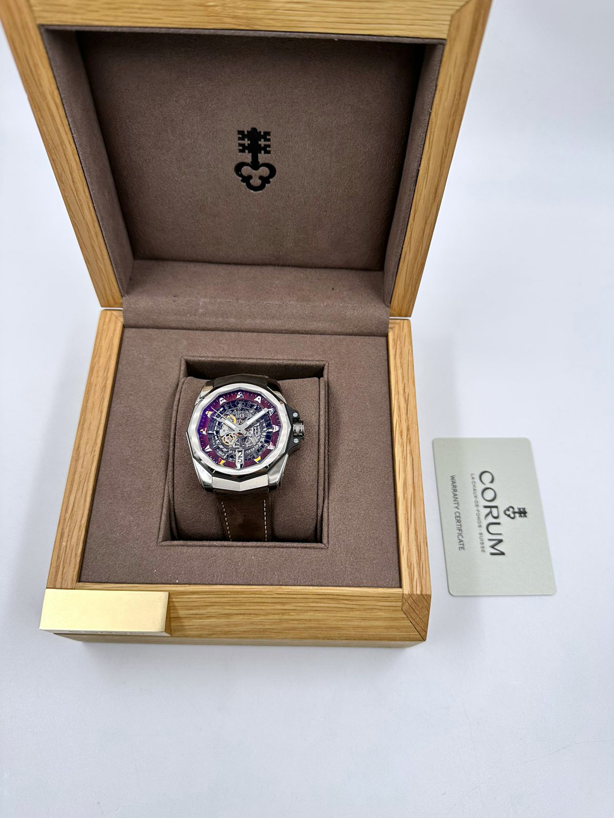Corum Admiral AC-One 45 mm Squelette A082/03211-082.402.04/0F62 WO01