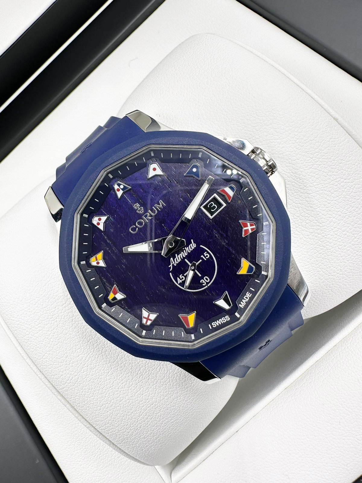 Corum Admiral Legend 42 mm A395/03595