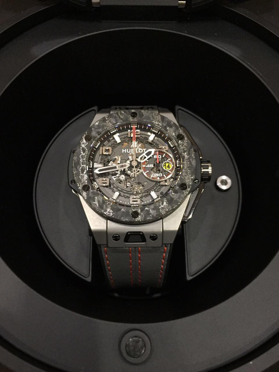 Hublot Big Bang Ferrari Titanium Carbon Unico 45 mm 401.NJ.0123.VR